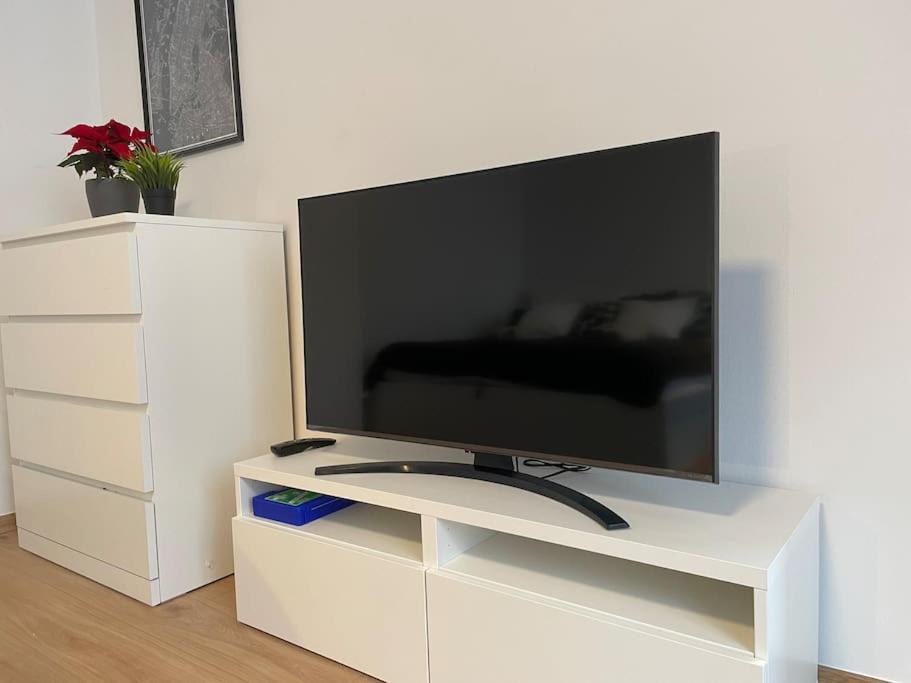 Charming Apartment Near City Center Wien Exterior foto