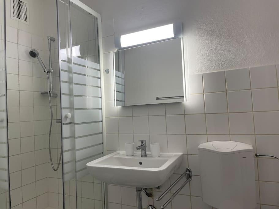 Charming Apartment Near City Center Wien Exterior foto